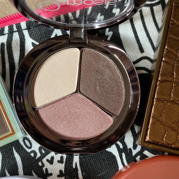 Makeup bundle - Picture 5 of 10